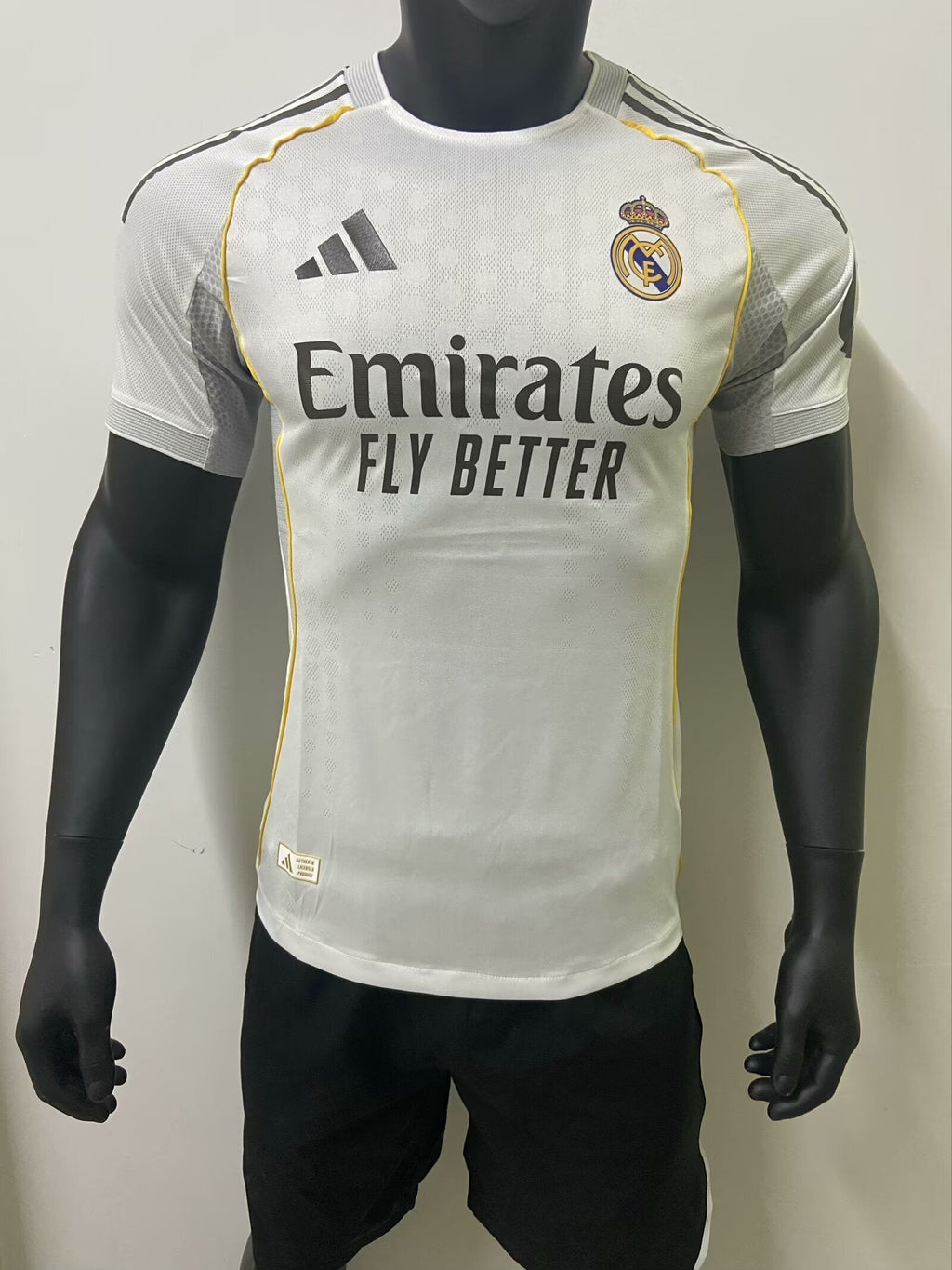 Camisa Real Madrid 2025/2026 Fã